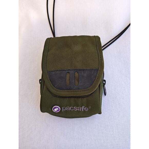Pacsafe "Smart Travel Gear" Green Small Travel Bag PB006 (metrosafe 50) w/ Strap - Picture 1 of 13